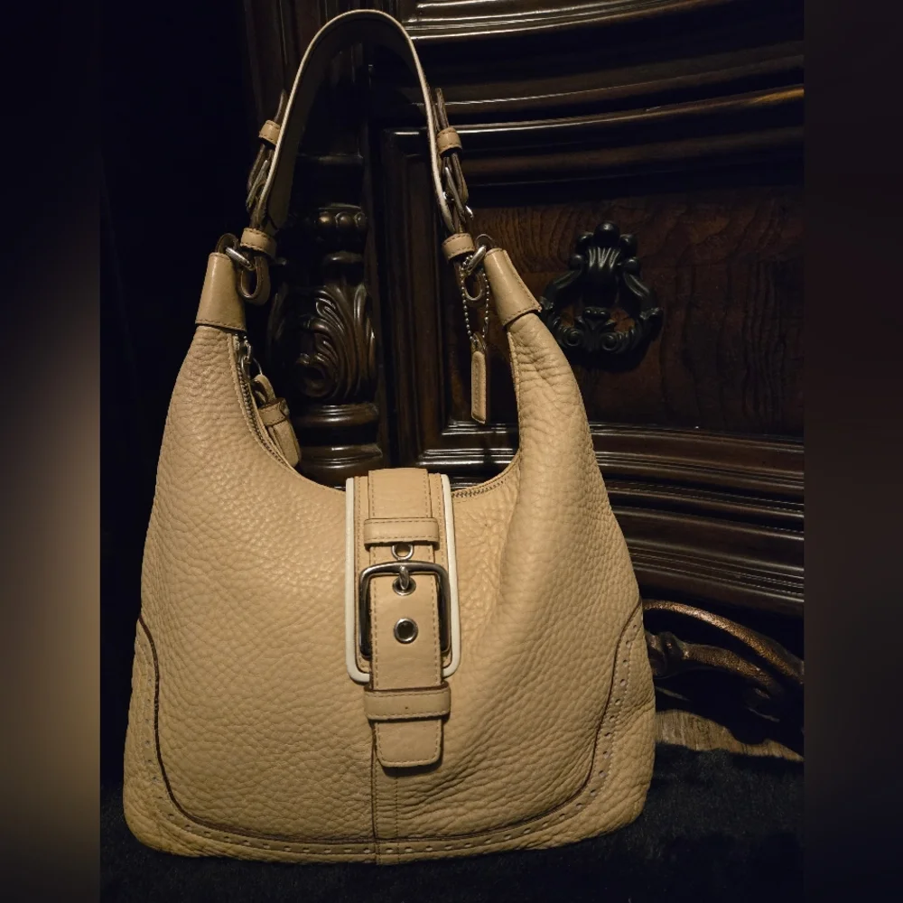 Coach Vintage Tan Pebble Leather Hobo Bag #5054 - Picture 1 of 15